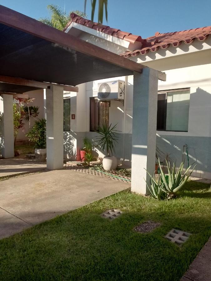Pequeno Y Acogedor Departamento Con Garaje Y Recibe Pequenos Peluditos Санта-Крус-де-ла-Сьерра Экстерьер фото