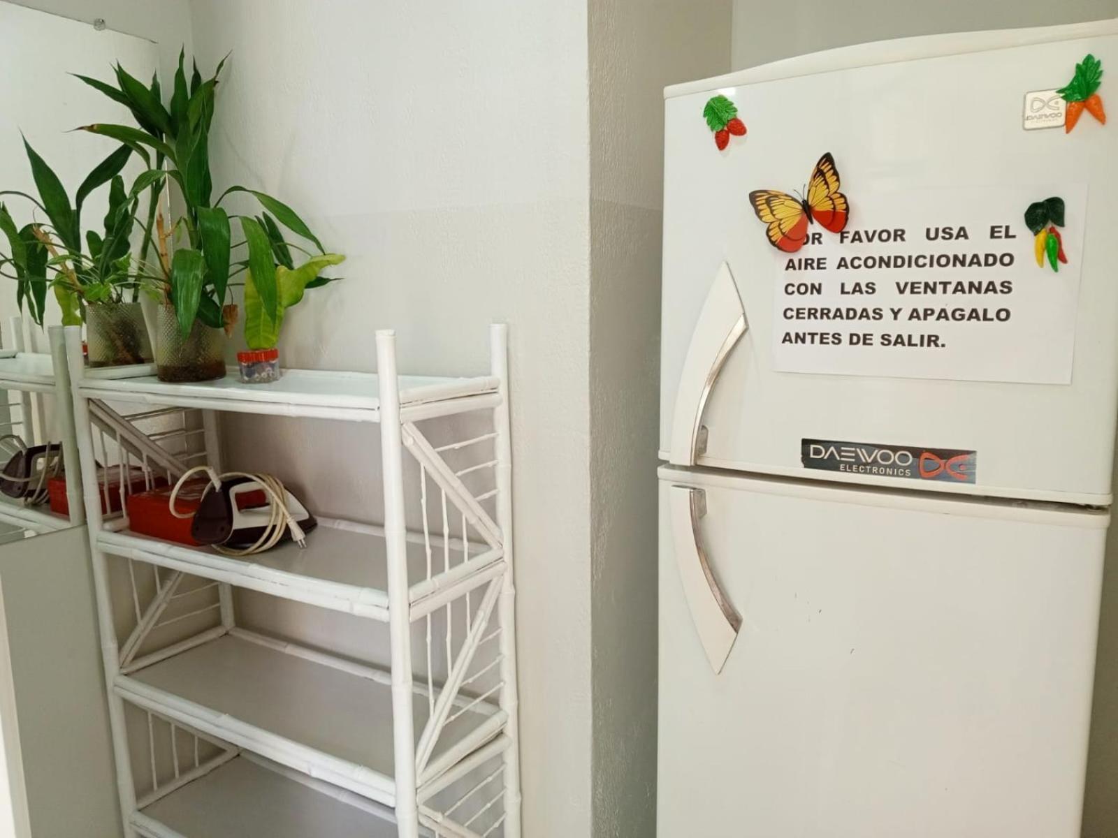 Pequeno Y Acogedor Departamento Con Garaje Y Recibe Pequenos Peluditos Санта-Крус-де-ла-Сьерра Экстерьер фото
